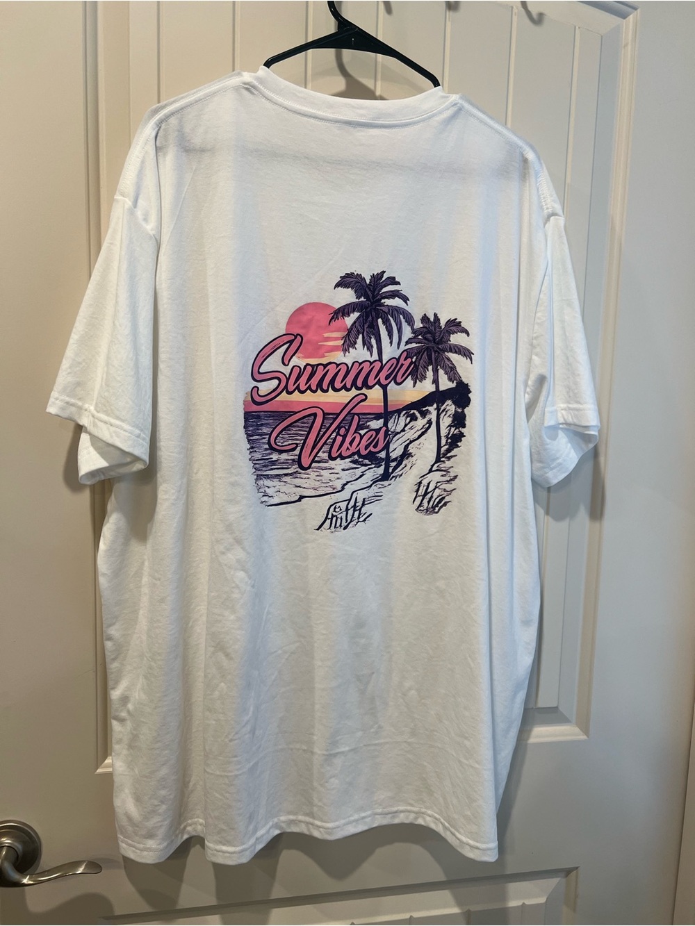 White "Summer Vibes" Graphic Tee - Casual Women’s Shirt